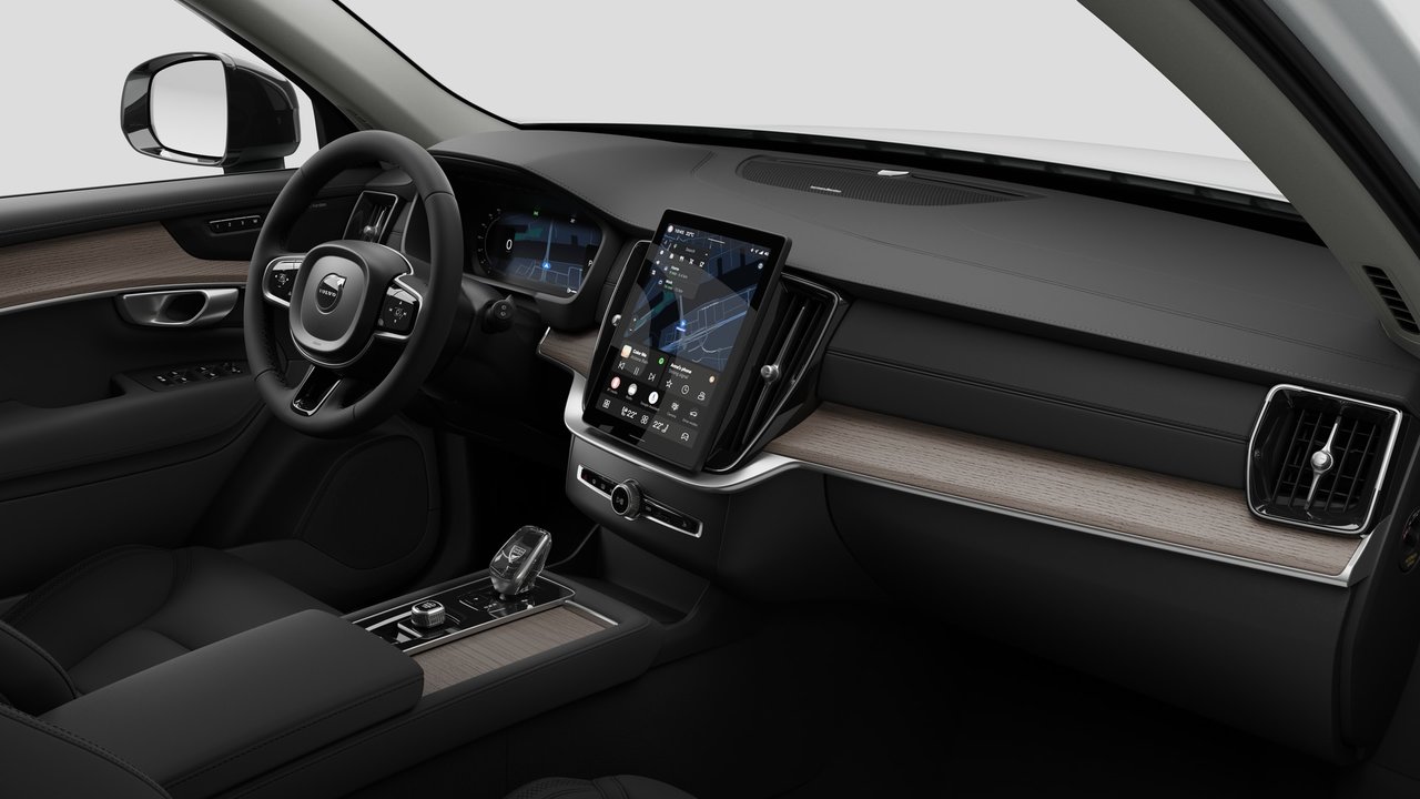 2027 Volvo XC90 Plus Dark Theme-9