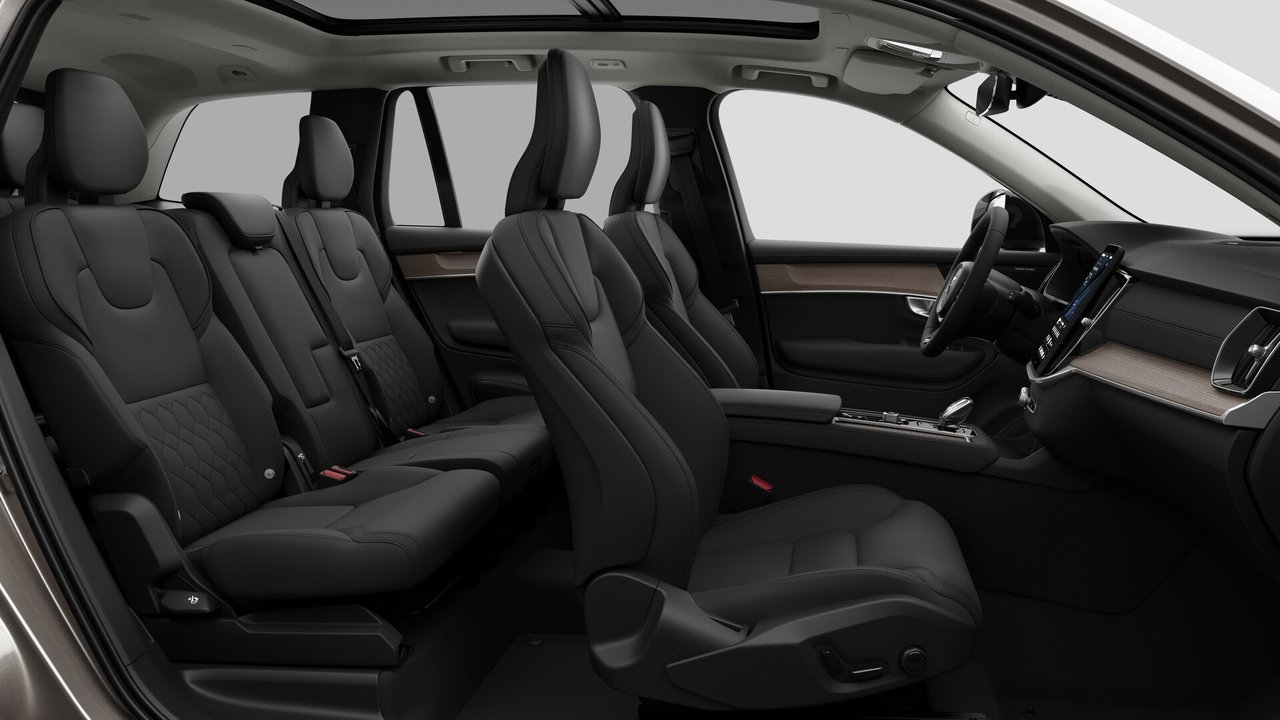 2027 Volvo XC90 Plus 7-Seater (Dark Theme)-12
