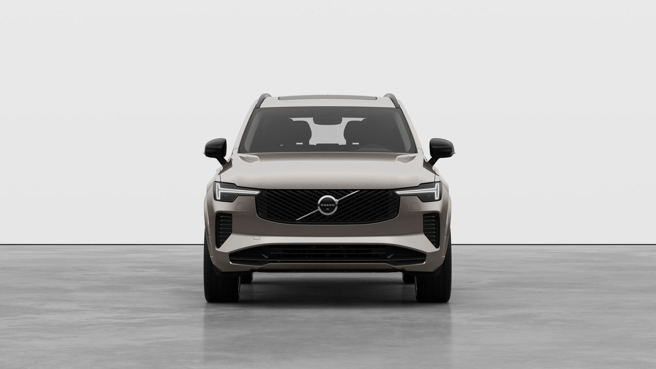 2027 Volvo XC90 Plus 7-Seater (Dark Theme)-4