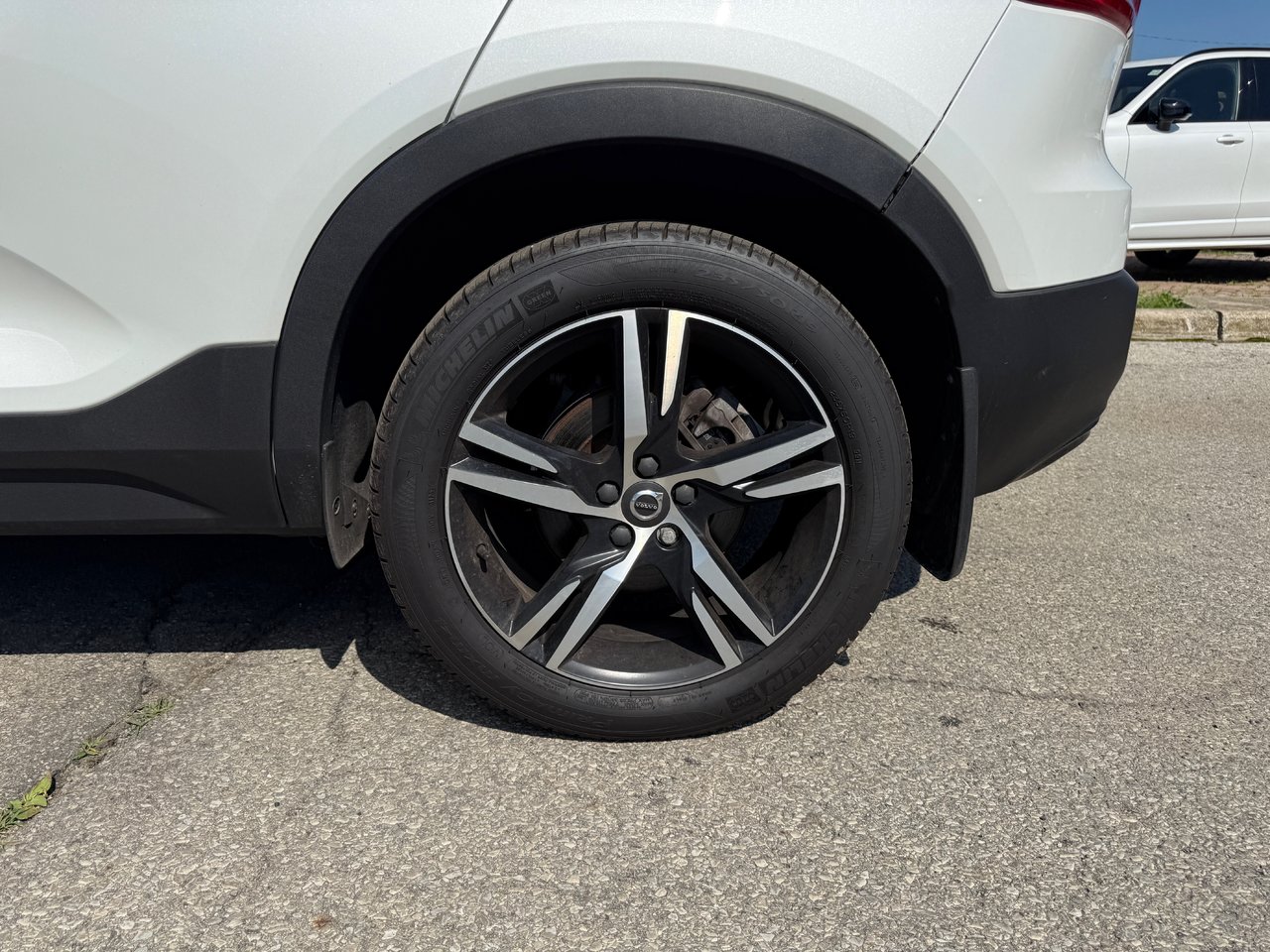 2022 Volvo XC40 R-Design-23
