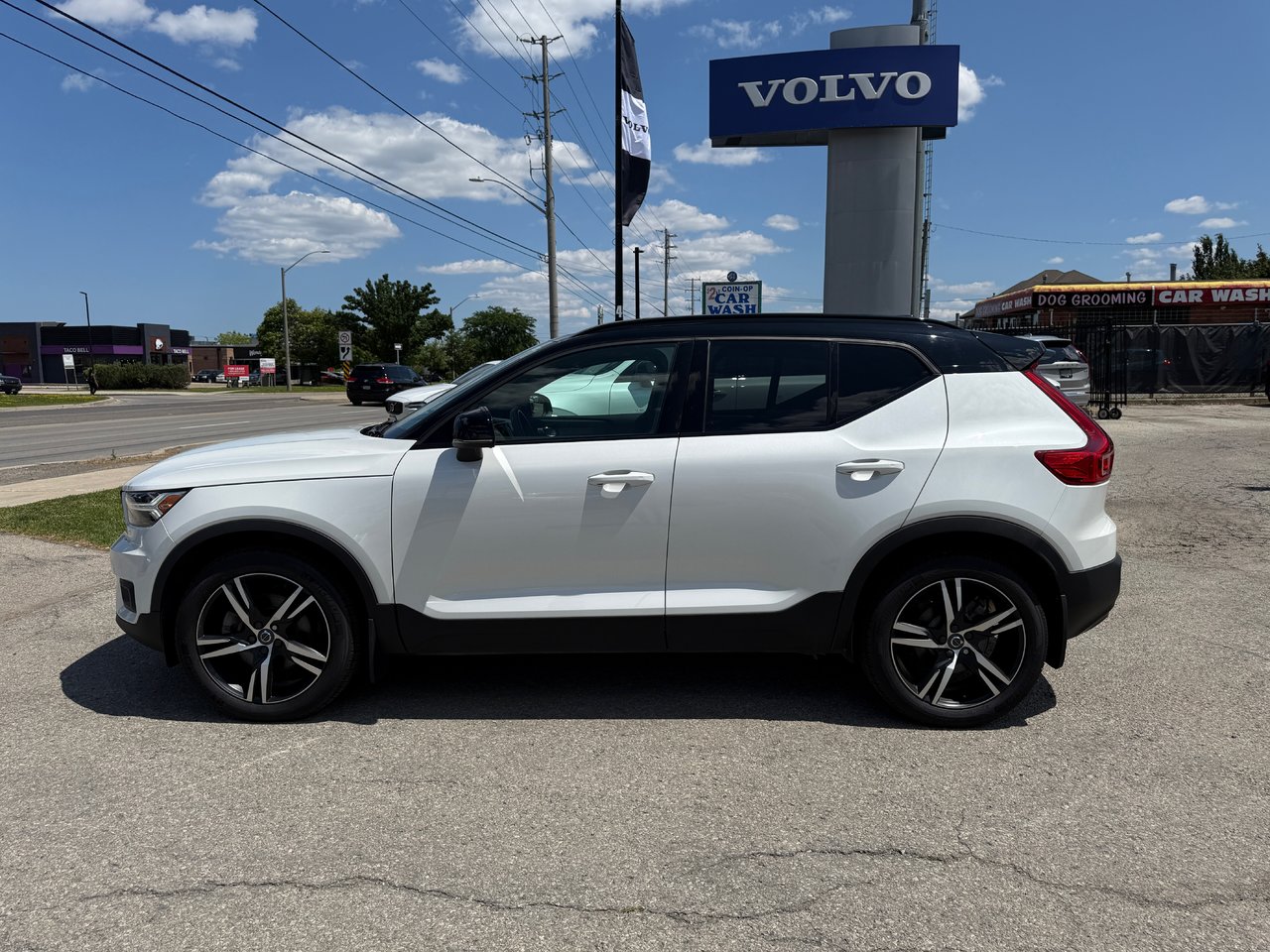 2022 Volvo XC40 R-Design-7