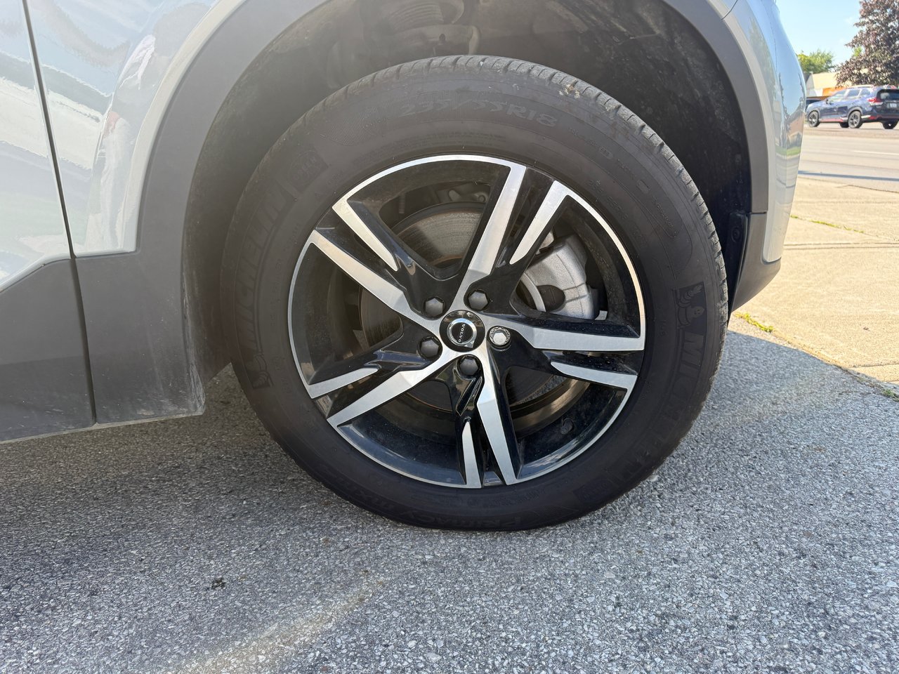 2025 Volvo XC40 Core Bright Theme-21