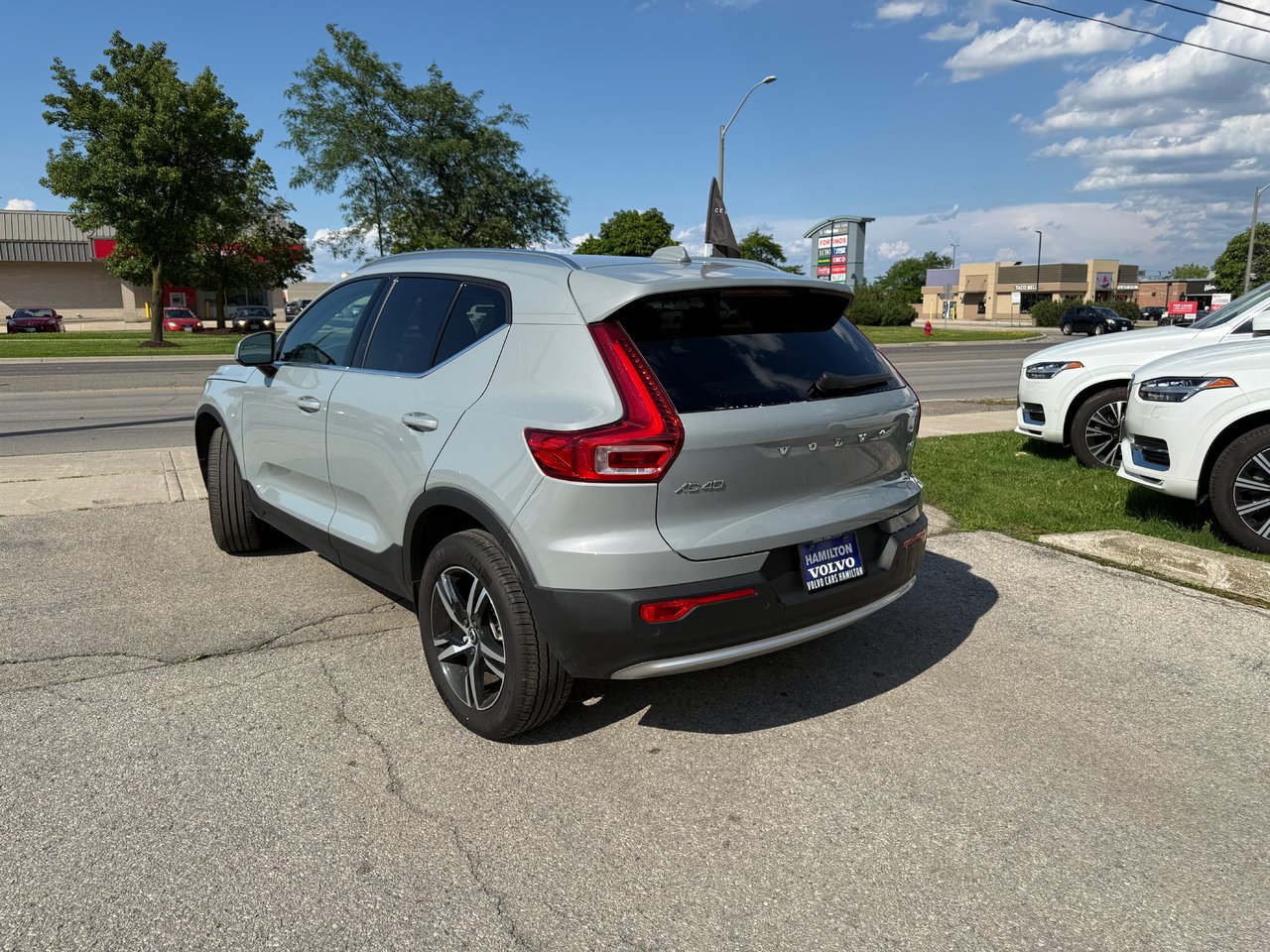 2025 Volvo XC40 Core Bright Theme-6