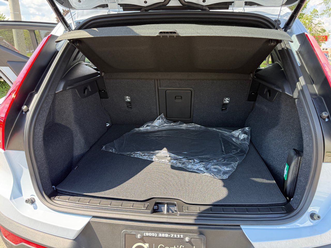 2025 Volvo XC40 Core Bright Theme-15