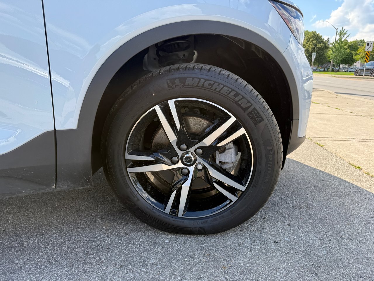 2025 Volvo XC40 Core Bright Theme-24