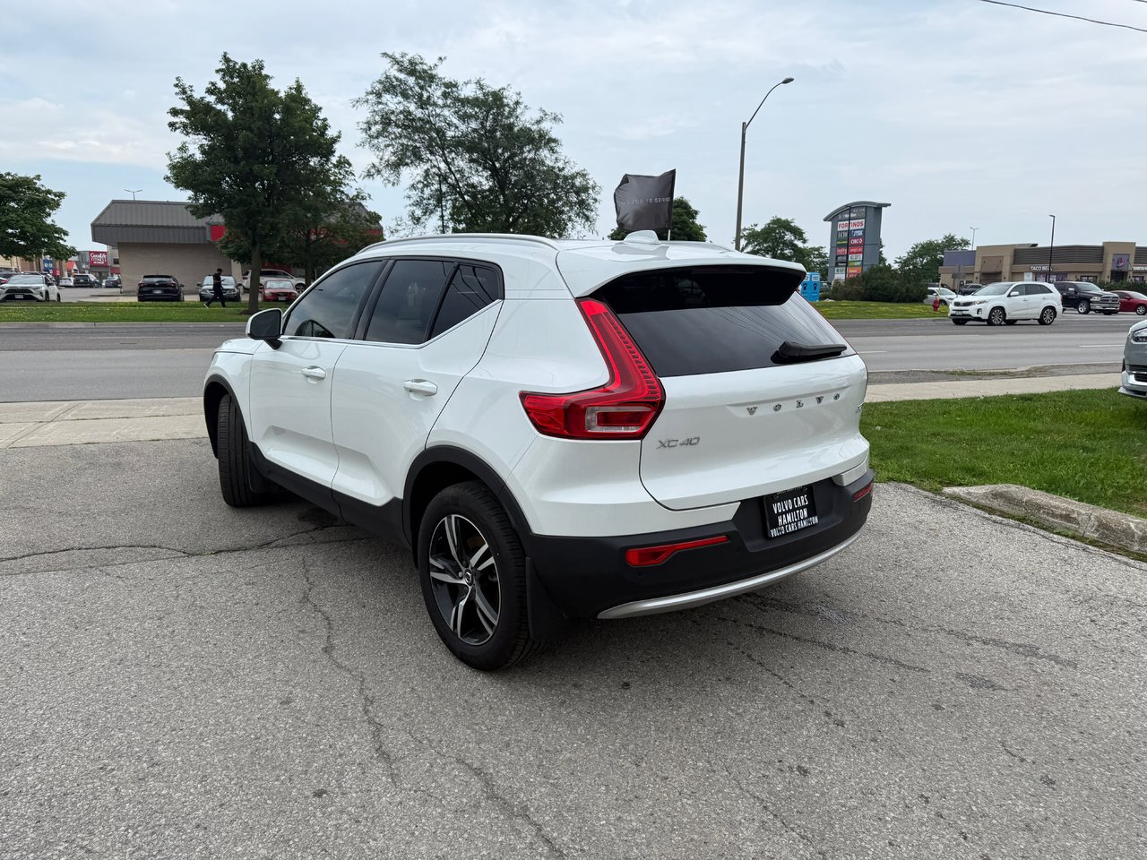 2025 Volvo XC40 Core Bright Theme-7