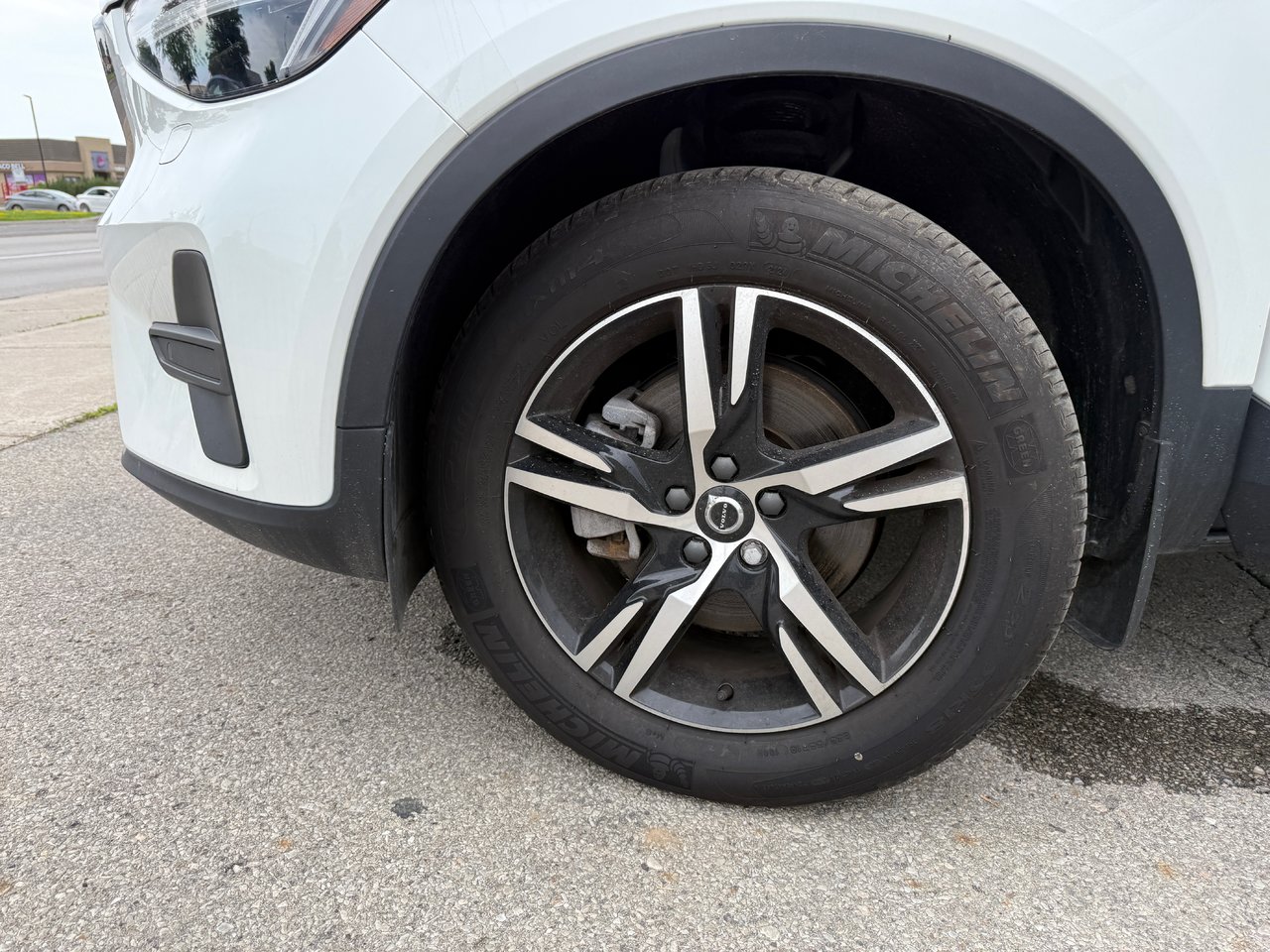 2025 Volvo XC40 Core Bright Theme-24