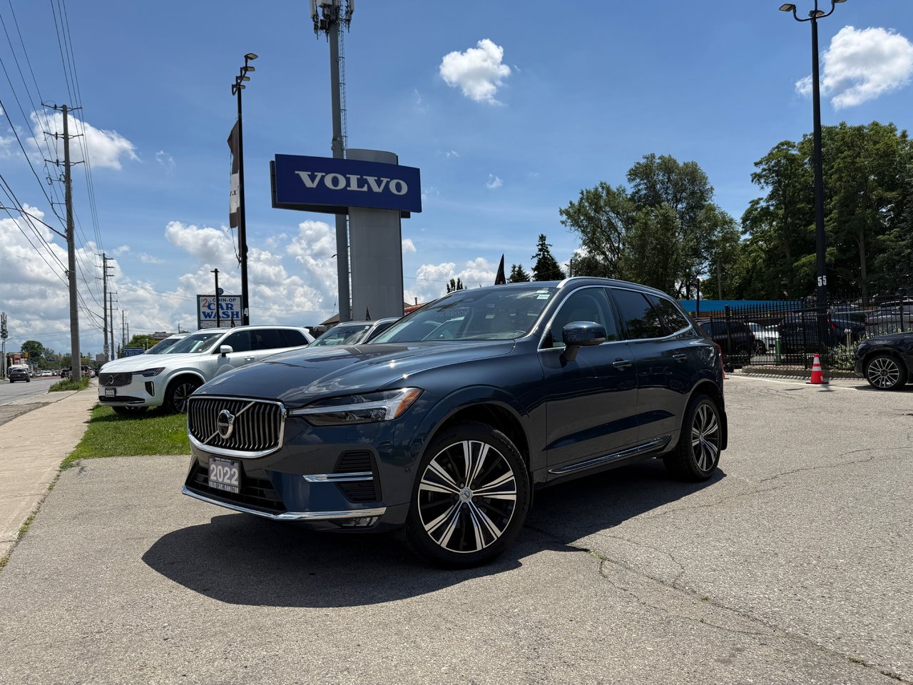 2022 Volvo XC60 Inscription-1