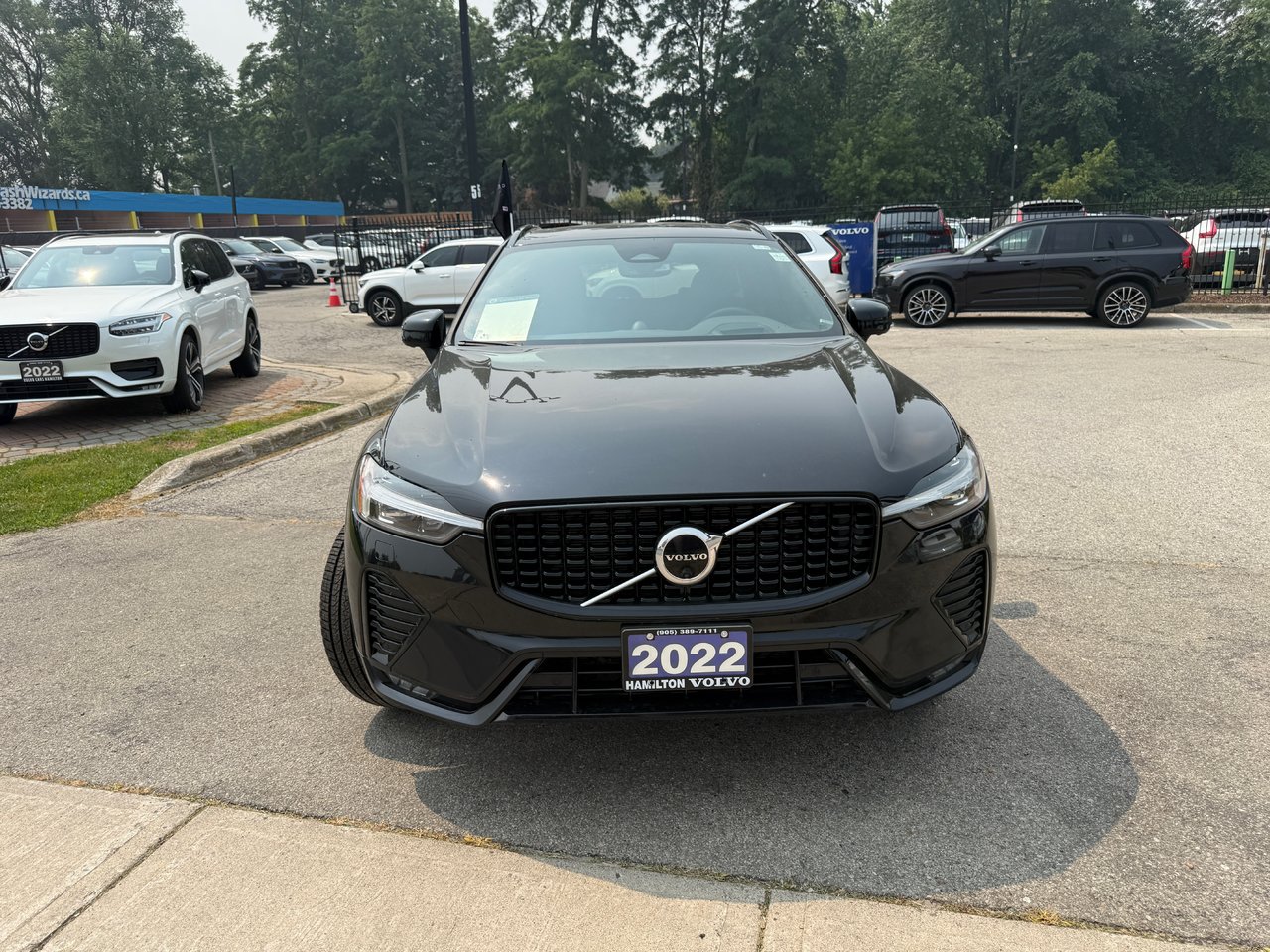 2022 Volvo XC60 R-Design-3