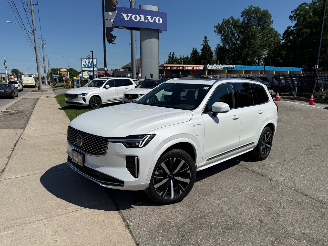 2026 Volvo XC90 Plug-In Hybrid Core Bright Theme-1