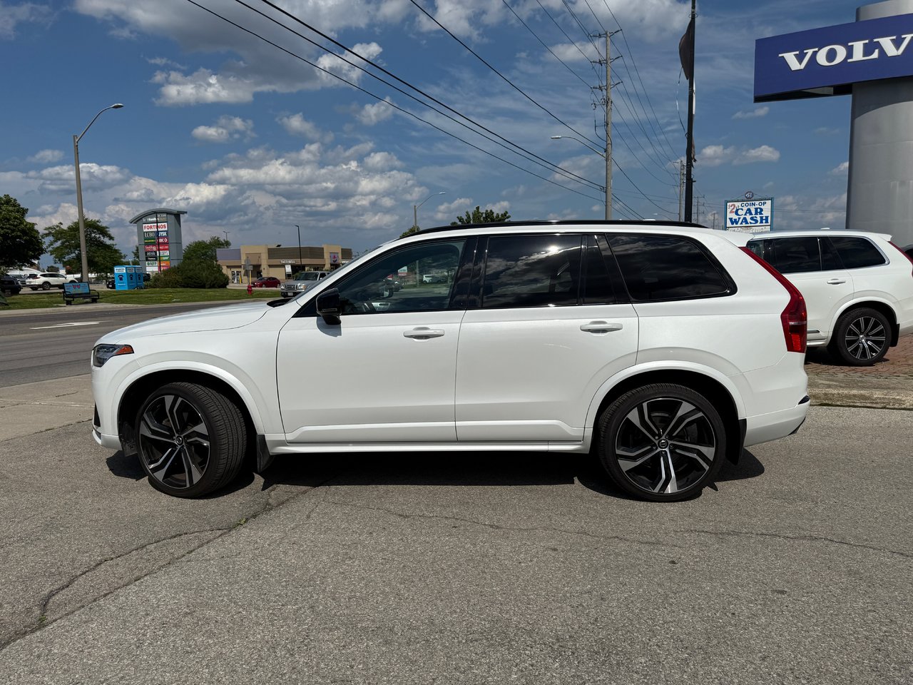 2022 Volvo XC90 R-Design-8