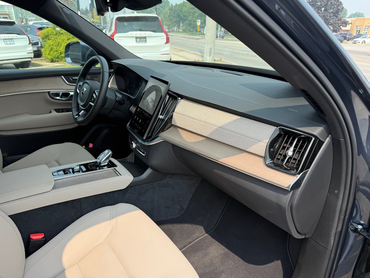 2026 Volvo XC90 Plus Bright Theme-15