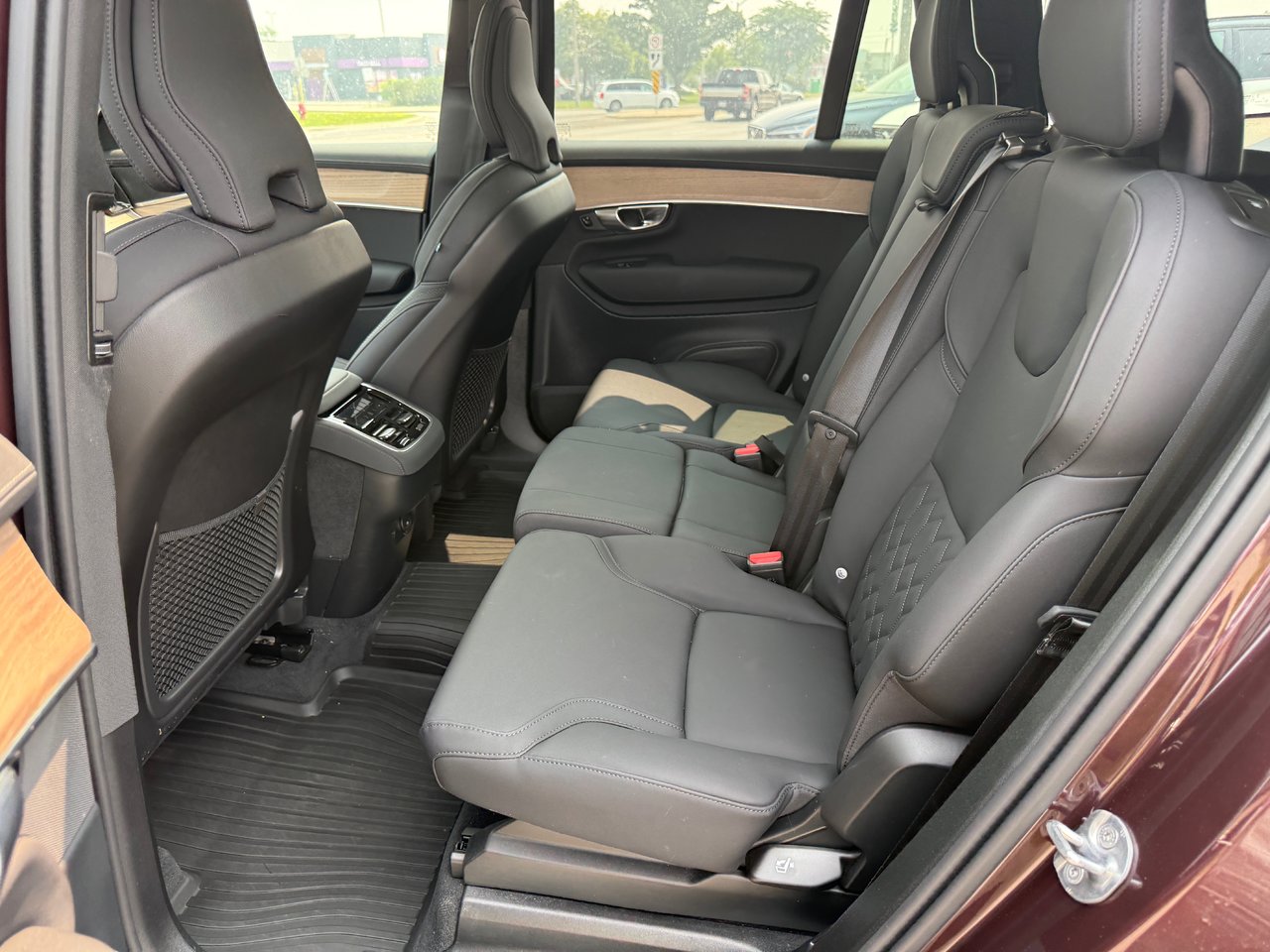 2026 Volvo XC90 Plus Bright Theme-13