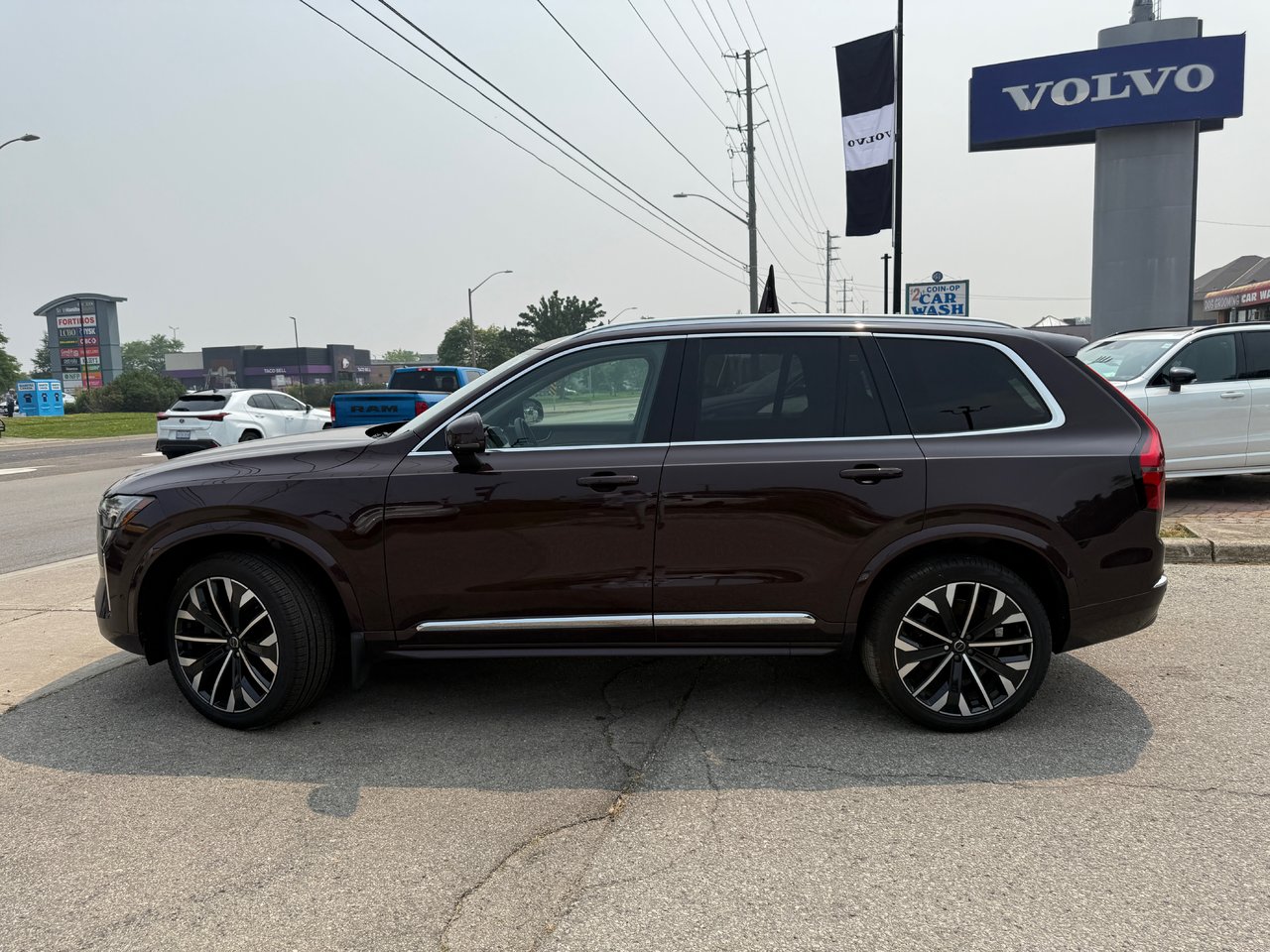 2026 Volvo XC90 Plus Bright Theme-9