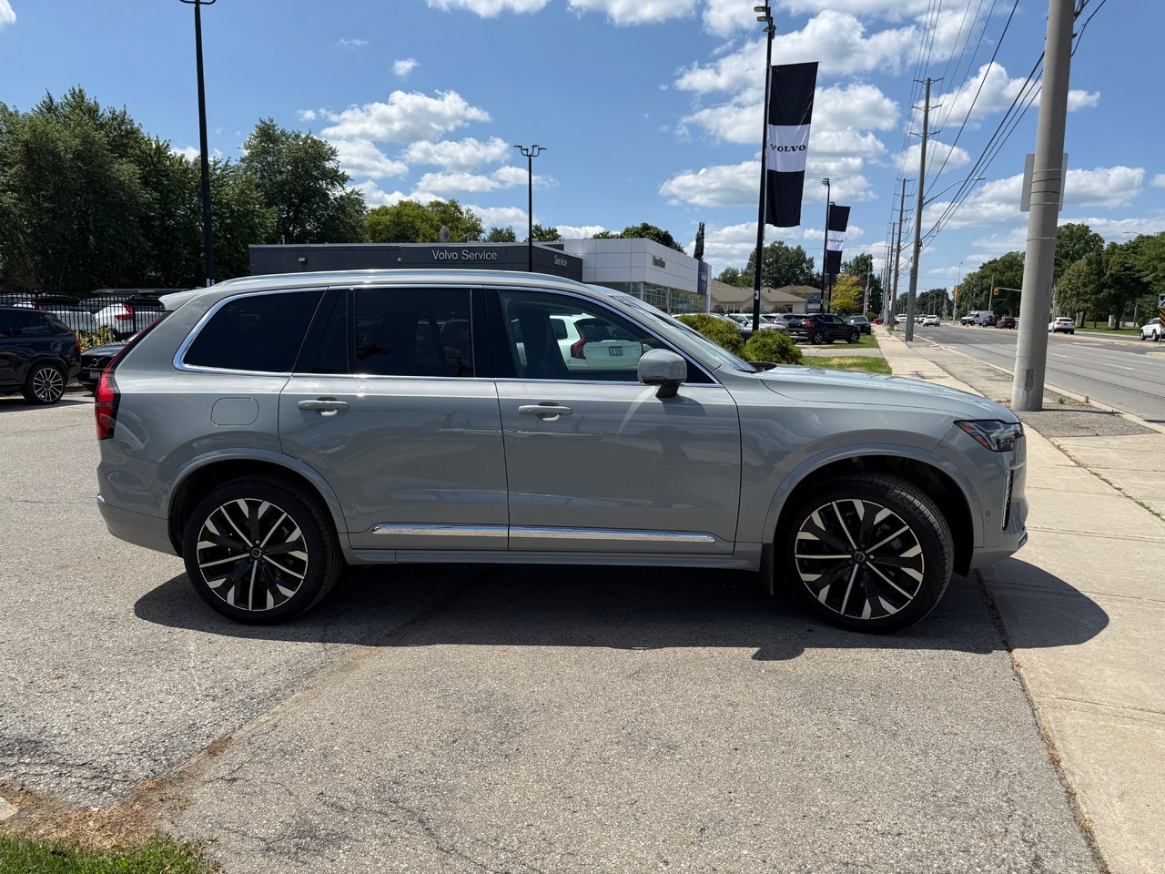 2026 Volvo XC90 Plus Bright Theme-4