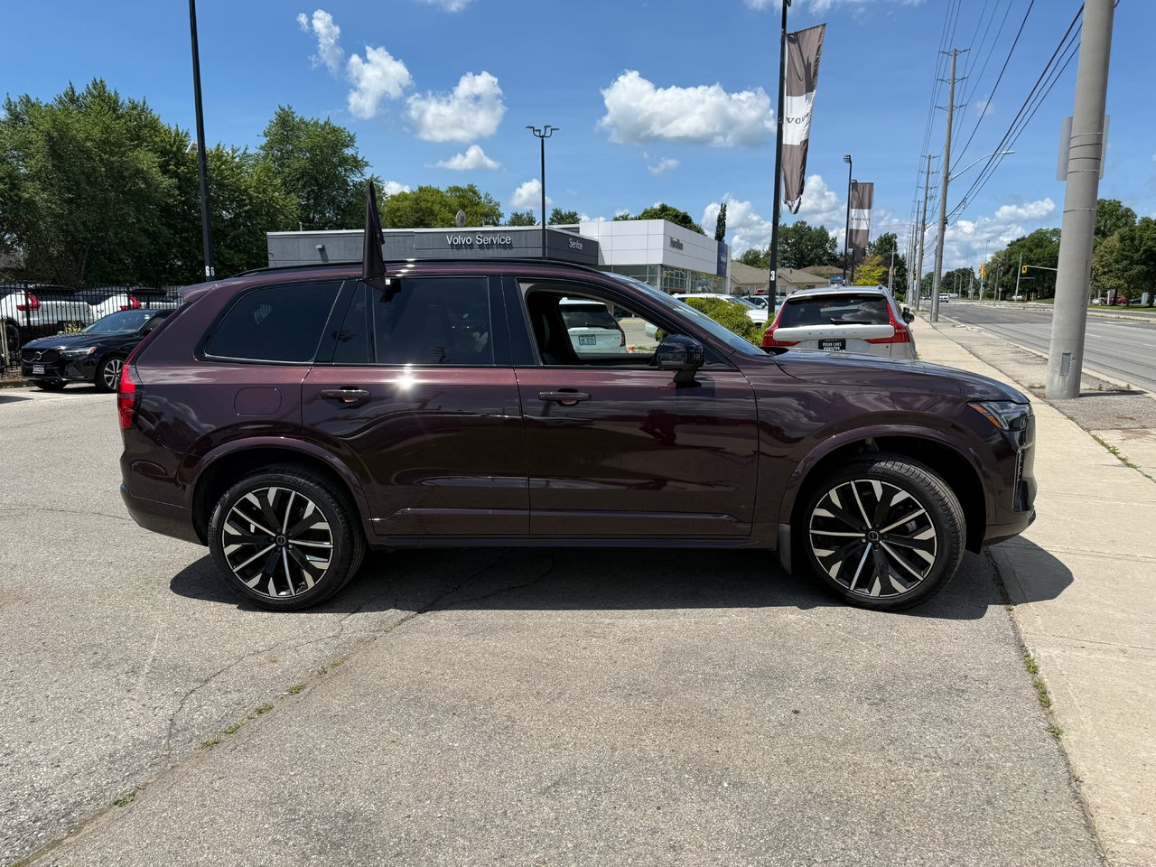 2026 Volvo XC90 Ultra Dark Theme-7