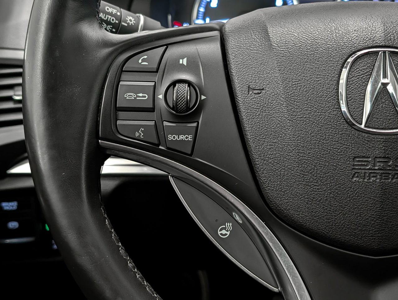 Acura MDX at 2017-16