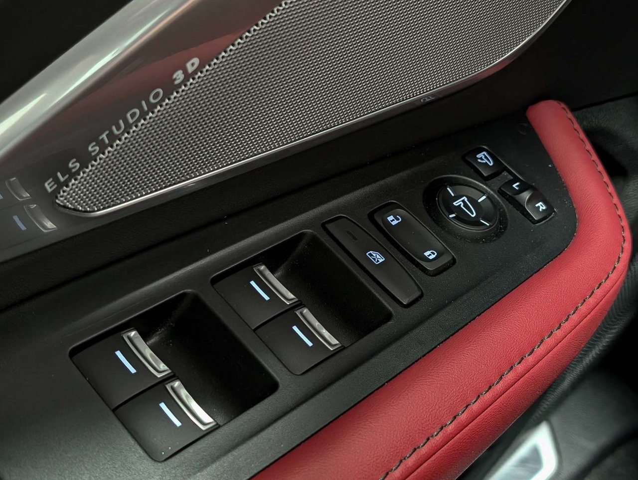Acura RDX SH-AWD A-Spec at 2023-20