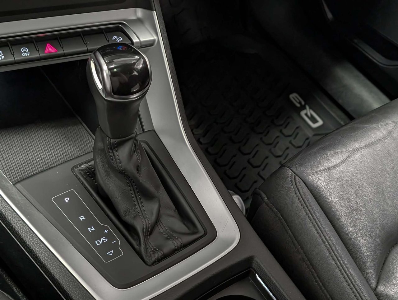Audi Q3 45 2.0T Komfort quattro 8sp Tiptronic 2020-16