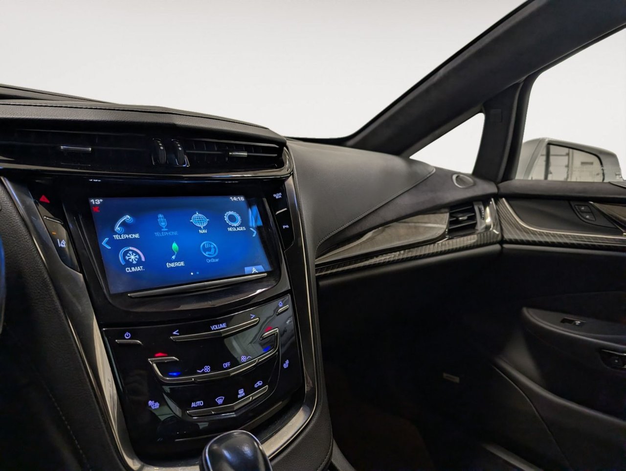Cadillac ELR Coupe 2014-10