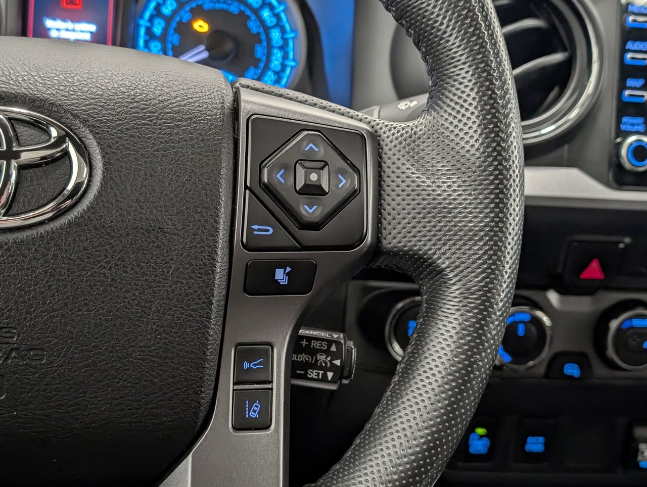 Toyota Tacoma 4X4 Double Cab 6A SB 2022-20