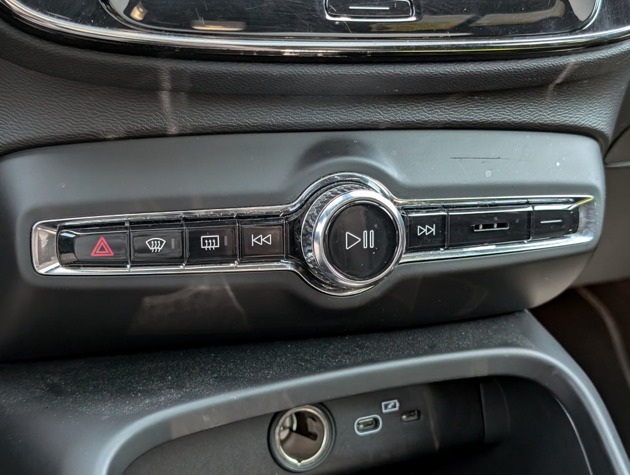 Volvo C40 Recharge Ultimate Twin 2022-16