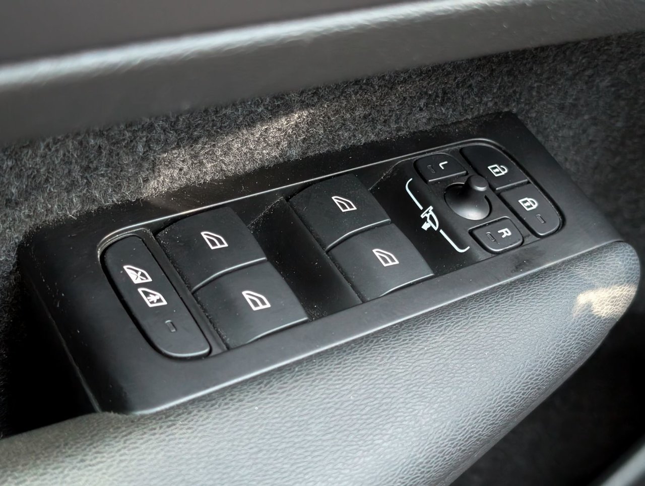 Volvo C40 Recharge Ultimate Twin 2022-21