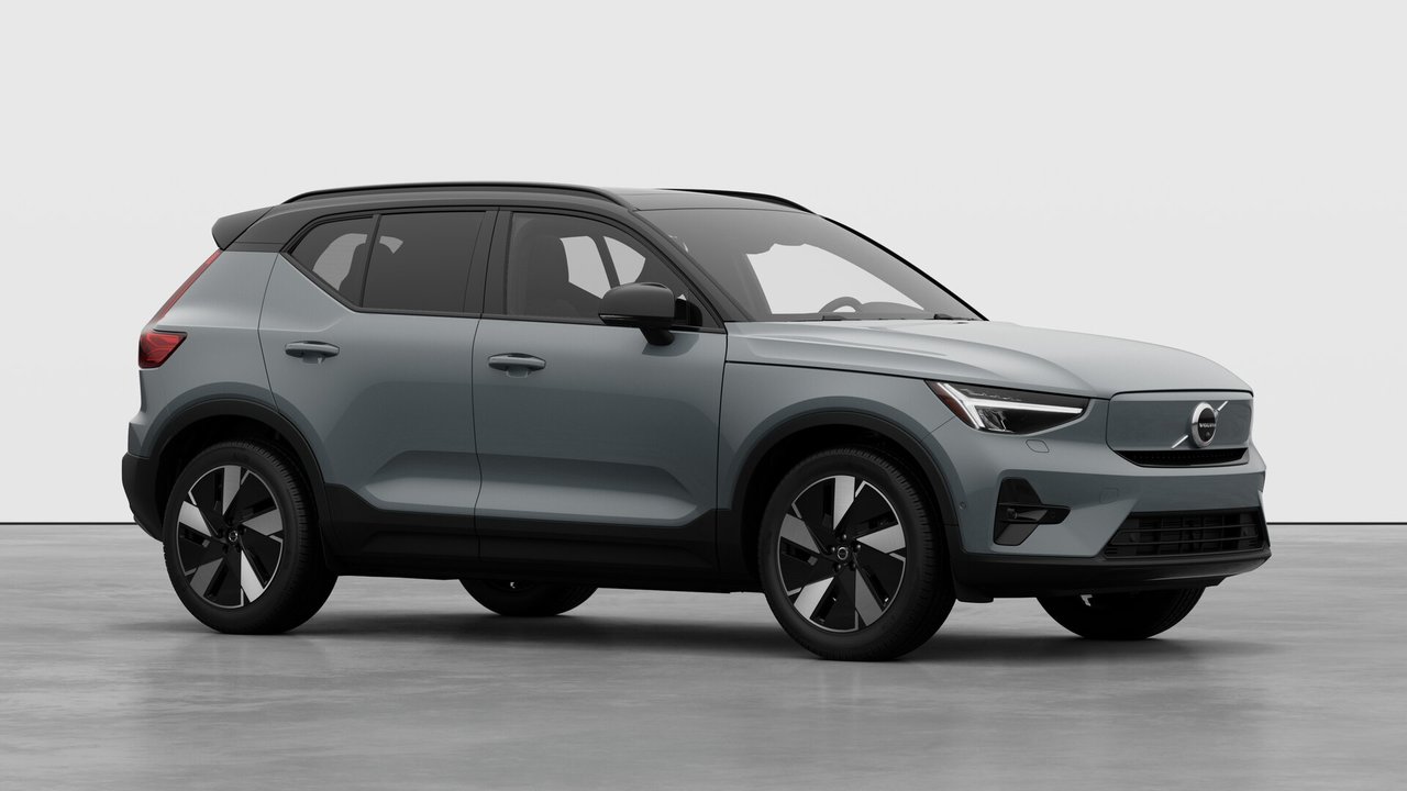 2026 Volvo EX40 Twin Motor AWD Plus-2