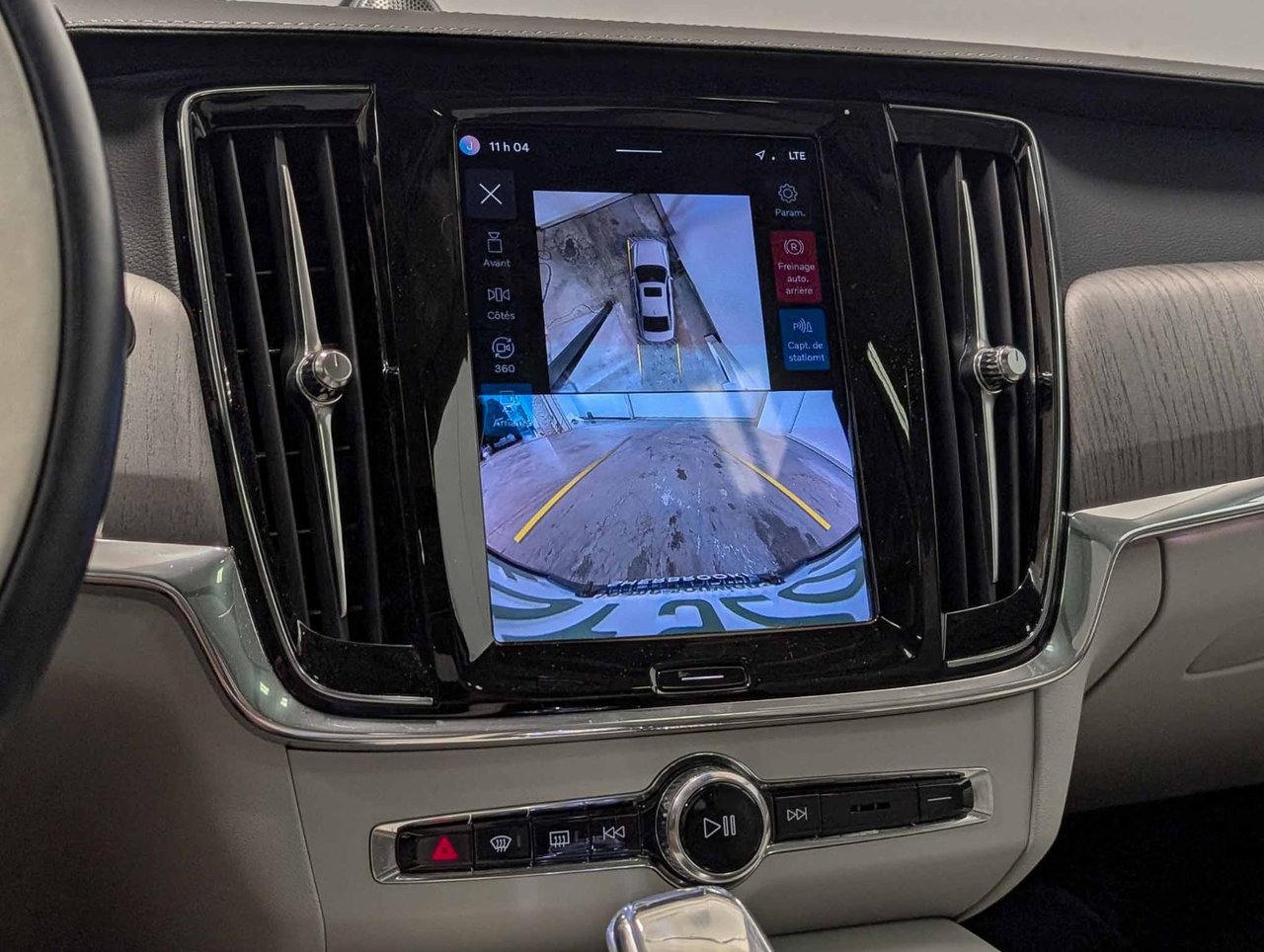 Volvo S90 Recharge T8 eAWD PHEV Ultimate Bright Theme 2024-14