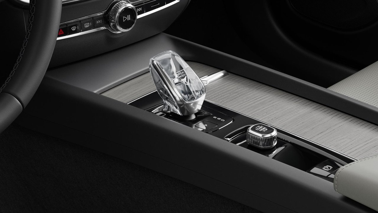 Volvo V60 Cross Country B5 AWD Ultra 2026-8