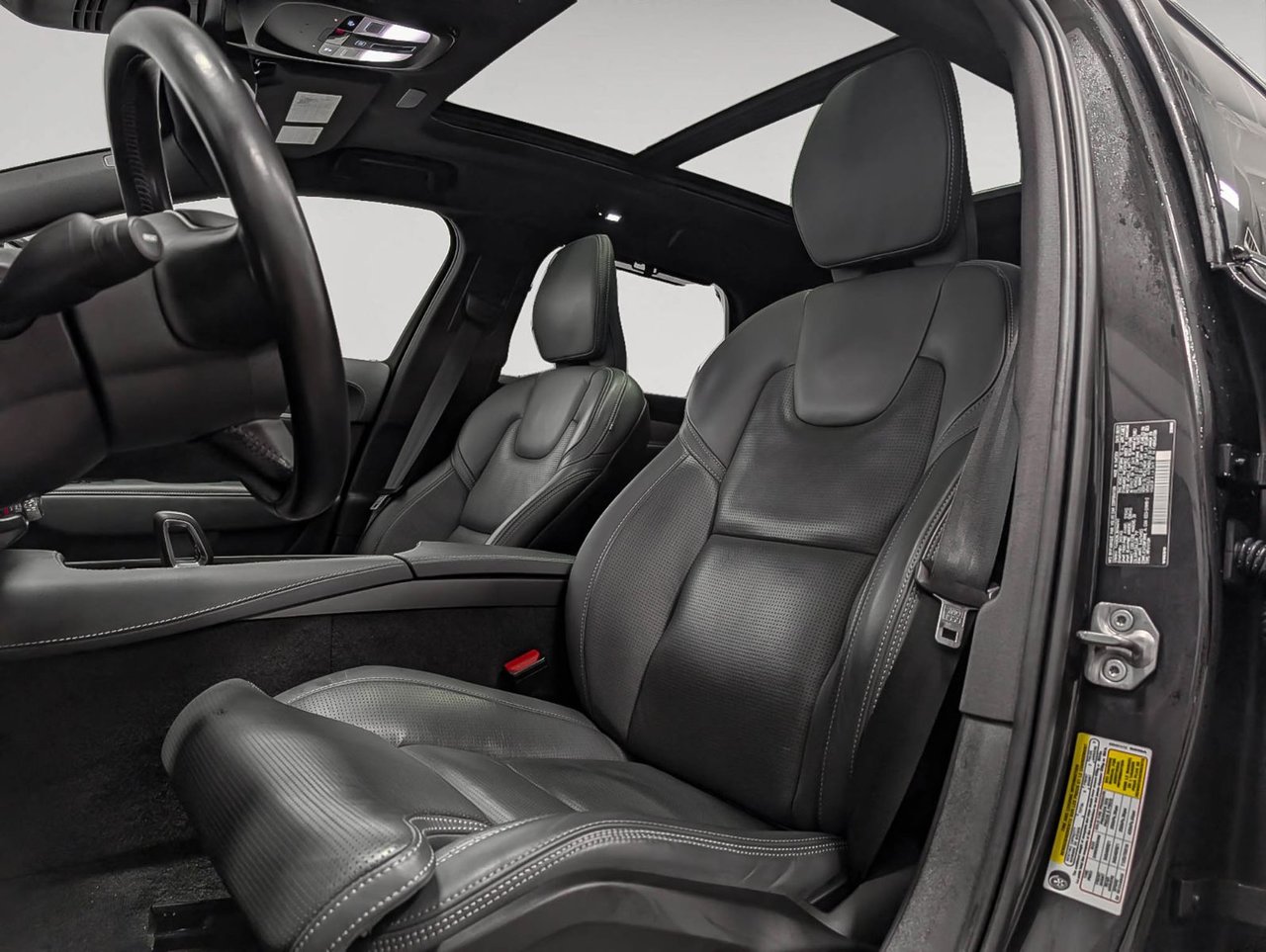 Volvo V90 Cross Country B6 AWD 2022-8