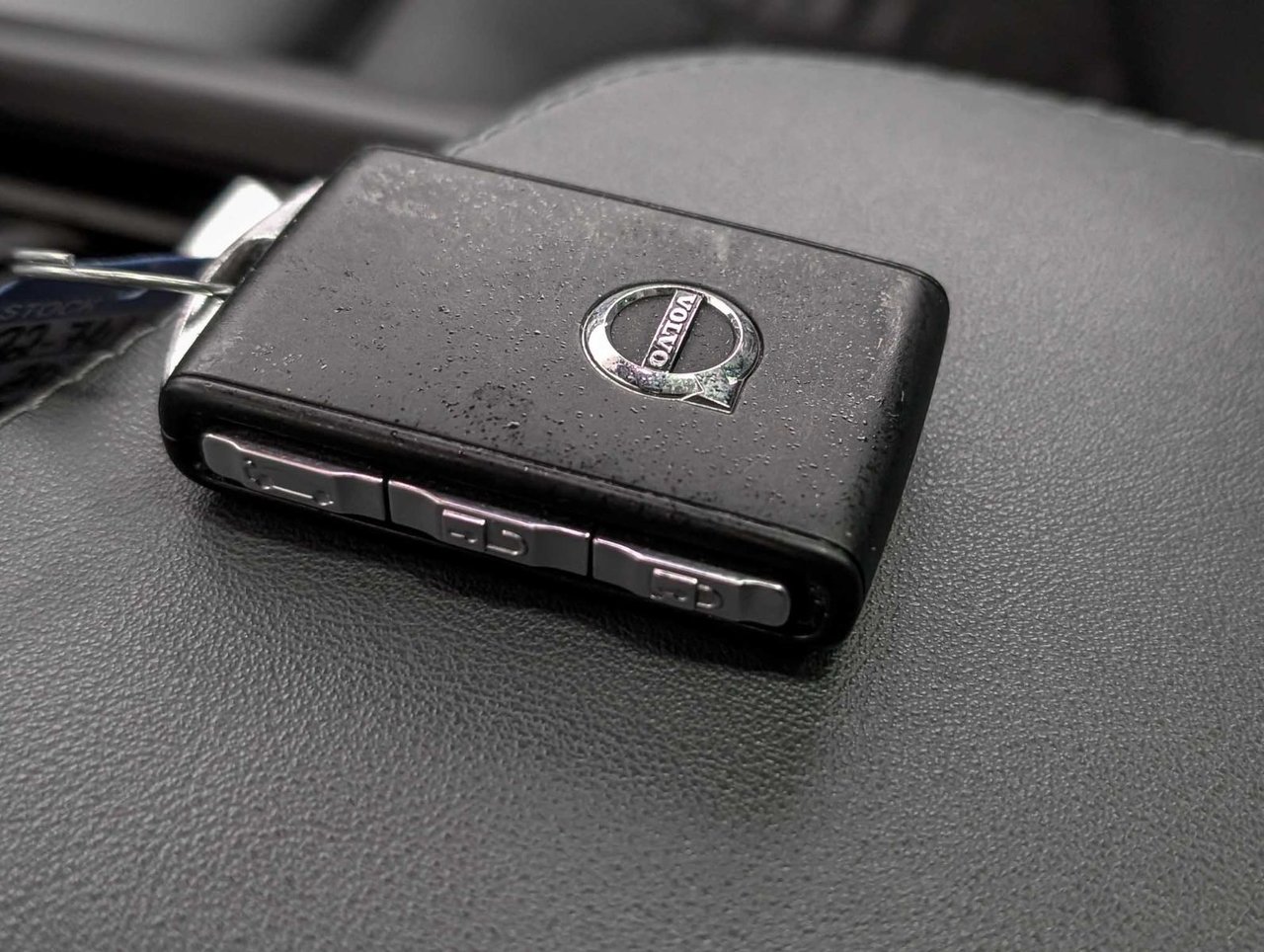 Volvo V90 Cross Country B6 AWD 2022-25