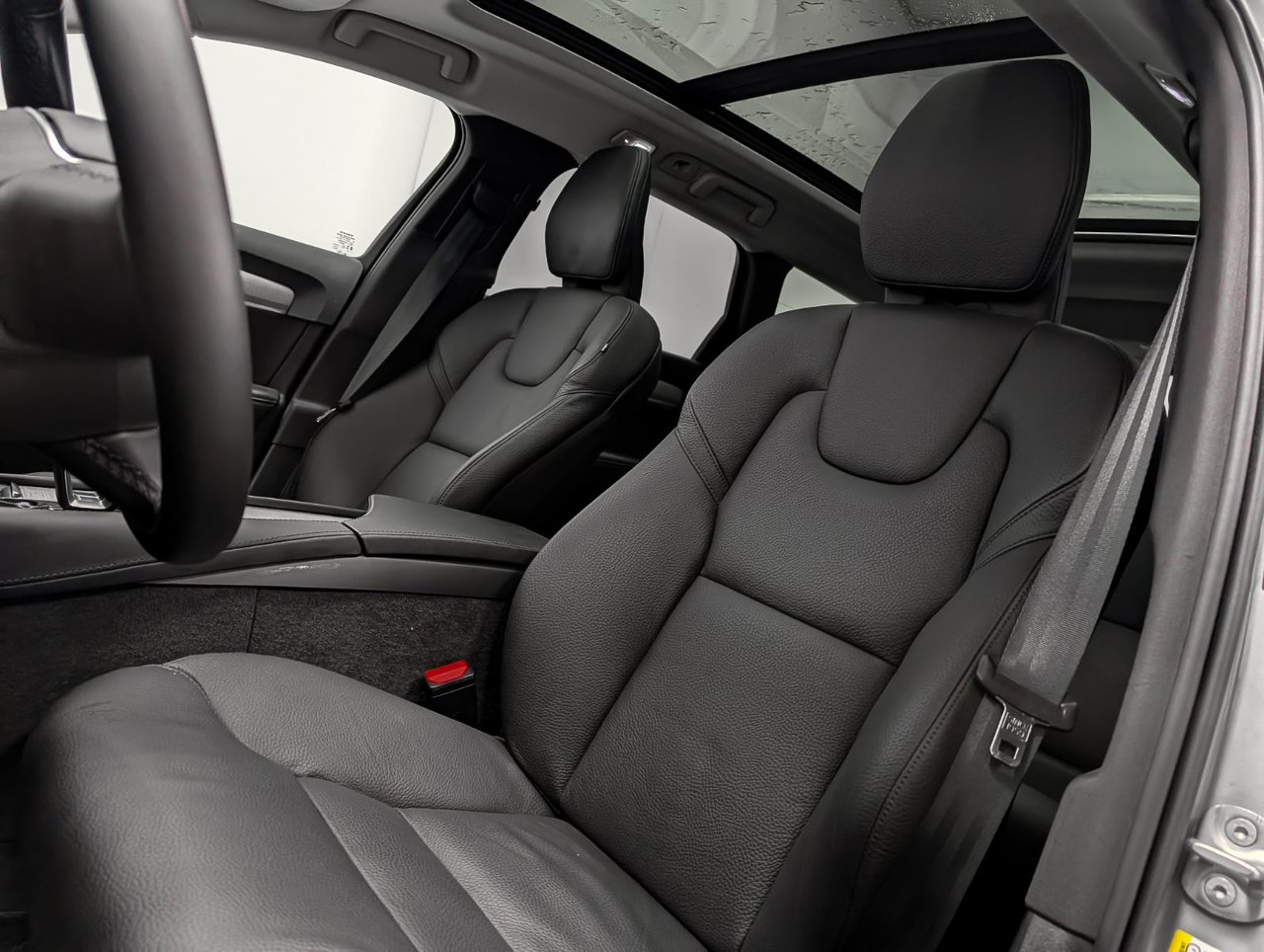 Volvo V90 Cross Country B6 AWD Plus 2025-8