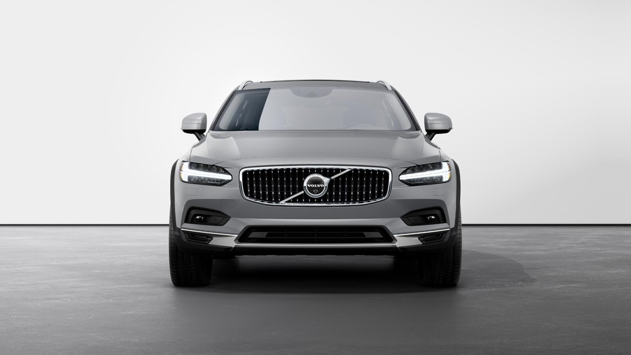 2025 Volvo V90 Cross Country B6 AWD Plus-2