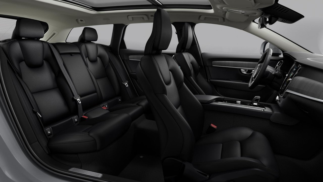 2025 Volvo V90 Cross Country B6 AWD Plus-10
