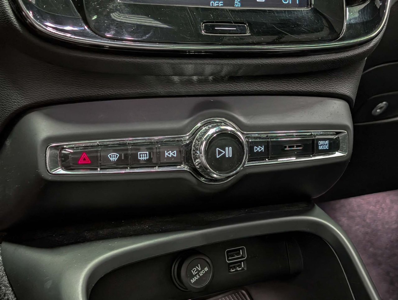 Volvo XC40 T5 AWD R-Design 2020-18