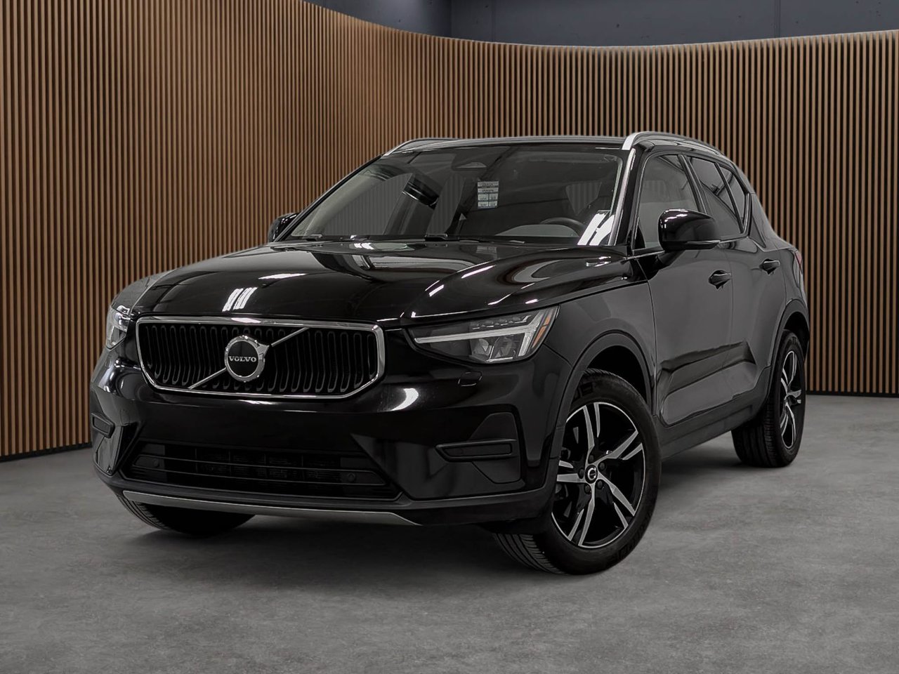 Volvo XC40 B5 AWD Core Base 2023-0