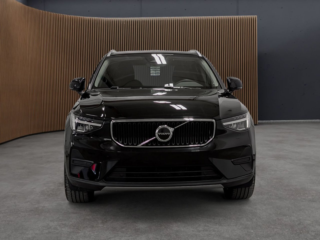 Volvo XC40 B5 AWD Core Base 2023-1