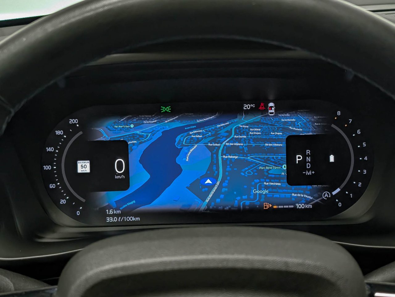 Volvo XC40 B5 AWD Plus Dark Theme 2024-19
