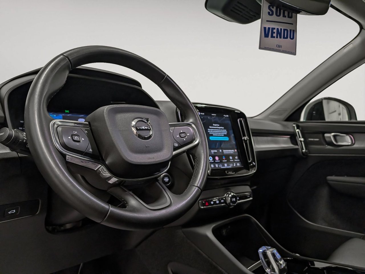 Volvo XC40 B5 AWD Plus Dark Theme 2024-7