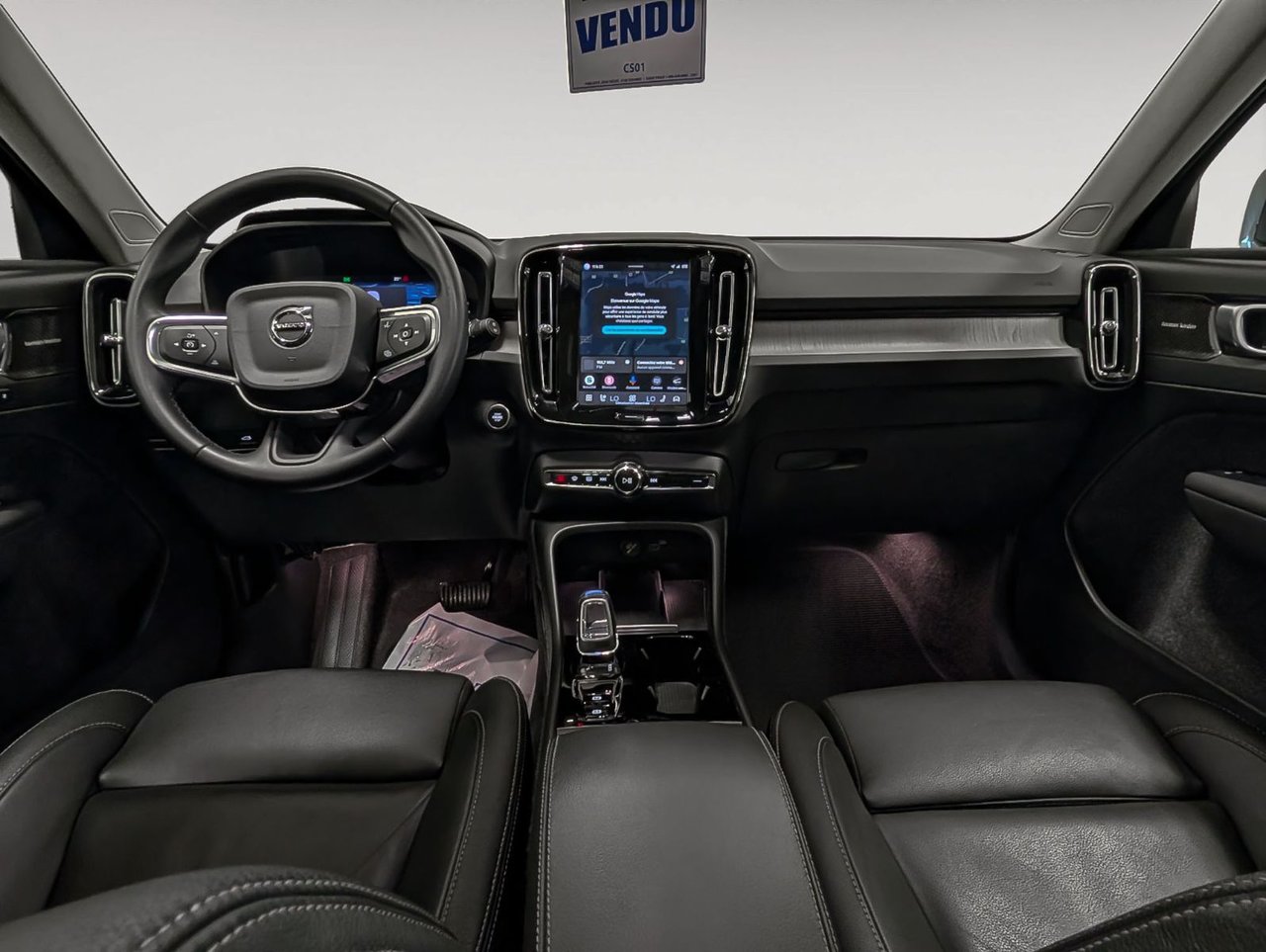 Volvo XC40 B5 AWD Plus Dark Theme 2024-11