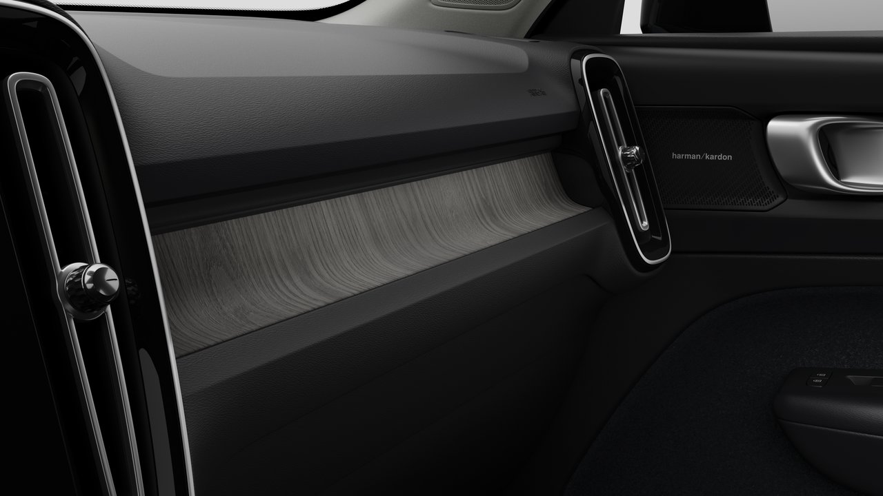 2026 Volvo XC40 B5 AWD Ultra Dark Theme-8