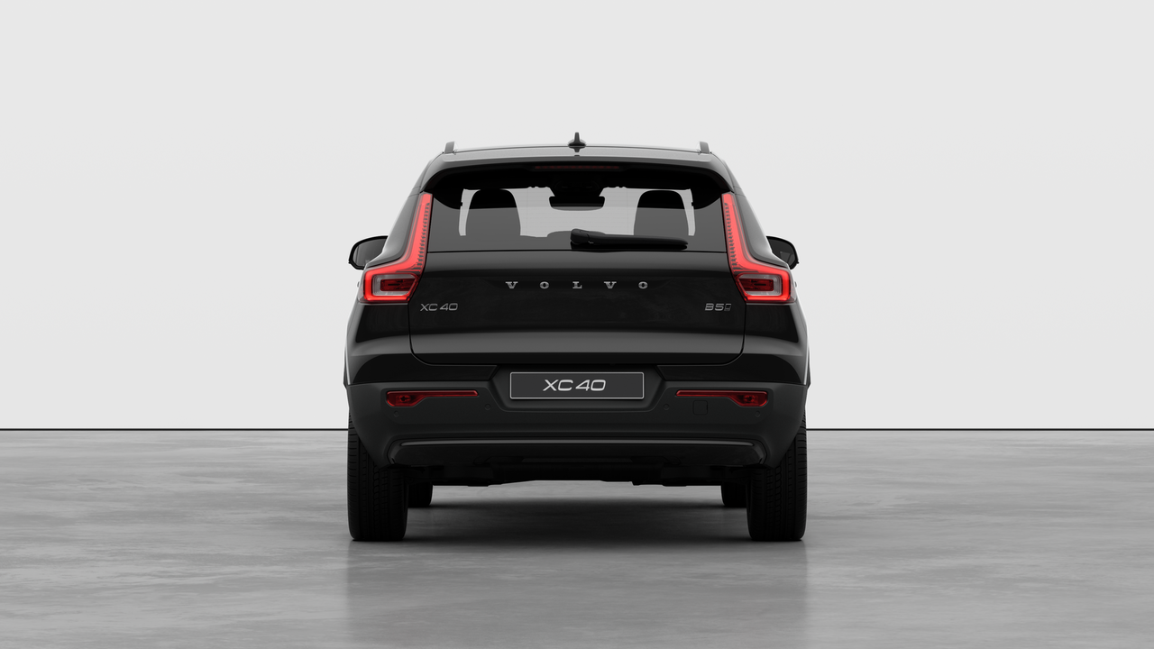 2026 Volvo XC40 B5 AWD Core Dark Theme-5