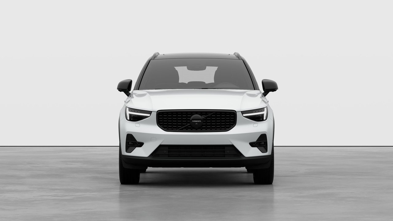2026 Volvo XC40 B5 AWD Ultra Black Edition-4