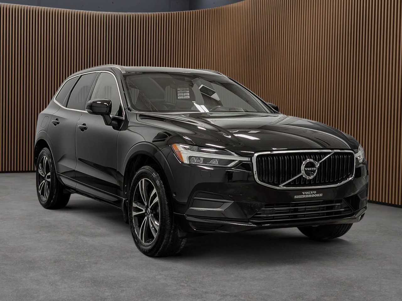 2019 Volvo XC60 T6 AWD Momentum-3
