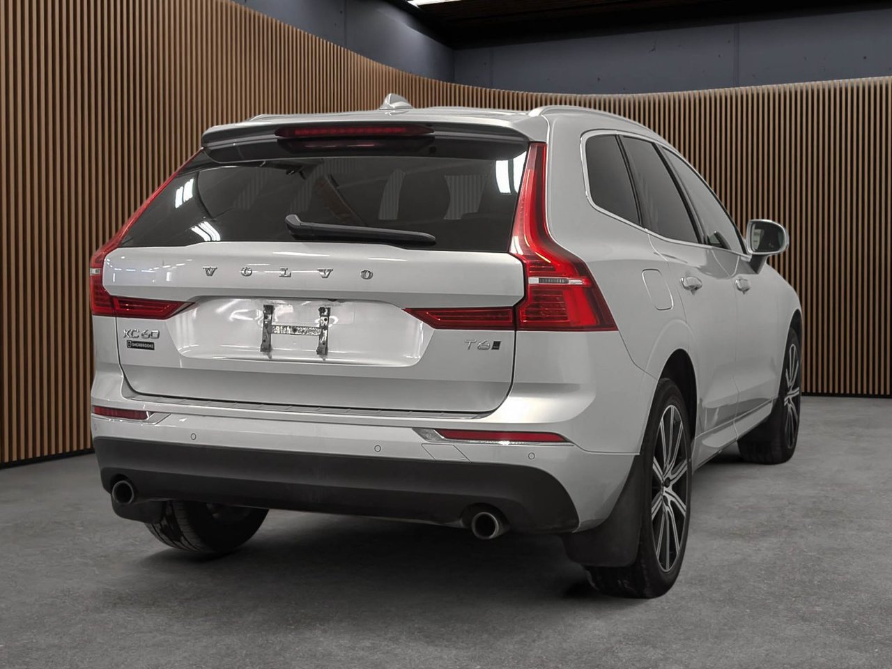 Volvo XC60 T5 AWD Momentum 2020-4