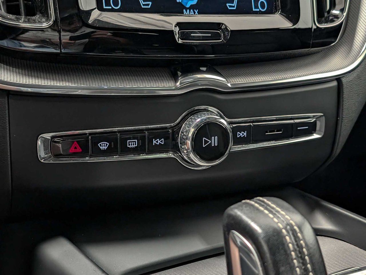 2020 Volvo XC60 T8 eAWD R-Design-14