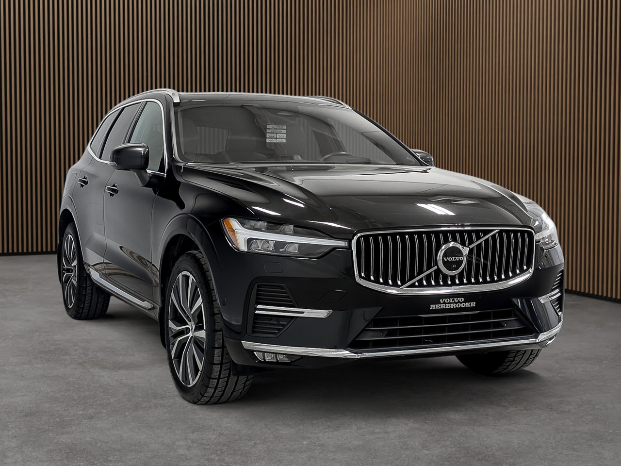 2022 Volvo XC60 B5 AWD Momentum-3