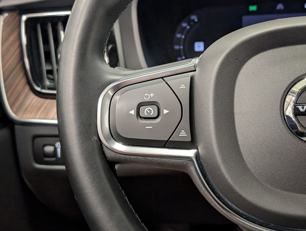Volvo XC60 Recharge Inscription Expression 2022-17