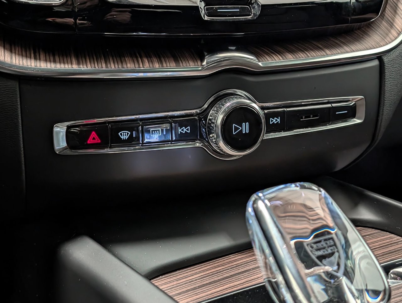 2023 Volvo XC60 Recharge Ultimate - Bright-15